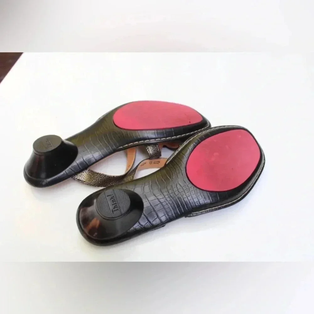 Think! Sandals - Picture 10 of 13